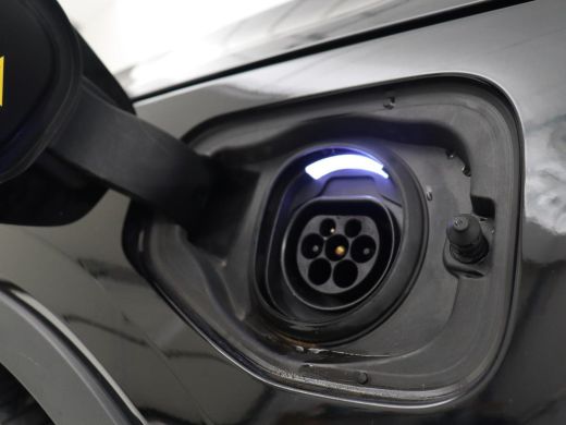 Volvo  XC40 1.5 T5 Recharge R-Design | SOH 89,1% | Panoramadak | Trekhaak | Stoelverwarming | 360 Camera | Ha... ActivLease financial lease