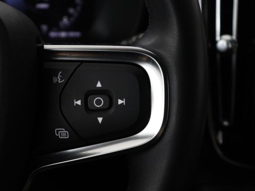 Volvo  XC40 1.5 T5 Recharge R-Design | SOH 89,1% | Panoramadak | Trekhaak | Stoelverwarming | 360 Camera | Ha... ActivLease financial lease