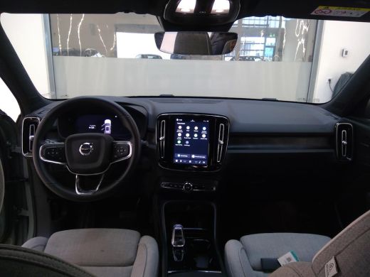 Volvo  XC40 Recharge Ultimate 70 kWh | Trekhaak | Panoramadak | PDC V+A en 360 Camera | Stoel + Stuurverwarmi... ActivLease financial lease