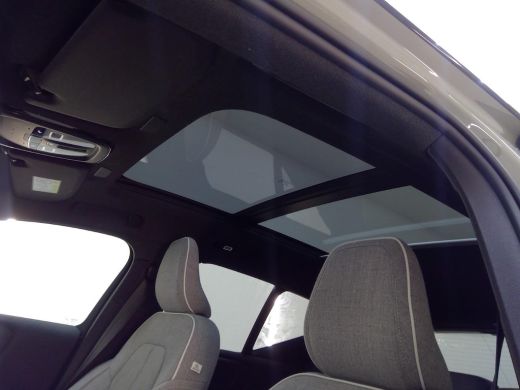 Volvo  XC40 Recharge Ultimate 70 kWh | Trekhaak | Panoramadak | PDC V+A en 360 Camera | Stoel + Stuurverwarmi... ActivLease financial lease