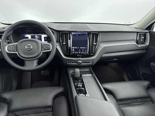 Volvo  XC60 2.0 T6 Plug-in hybrid AWD Inscription Expression | Trekhaak | Panoramadak | Lederen bekleding | S... ActivLease financial lease
