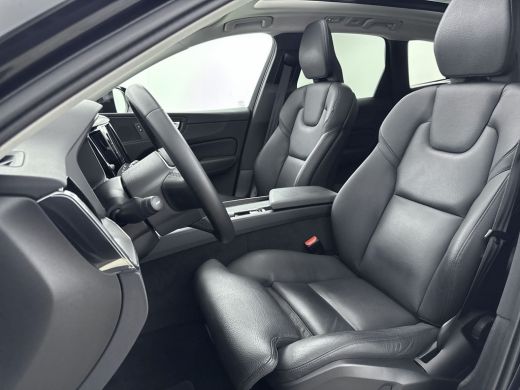 Volvo  XC60 2.0 T6 Plug-in hybrid AWD Inscription Expression | Trekhaak | Panoramadak | Lederen bekleding | S... ActivLease financial lease