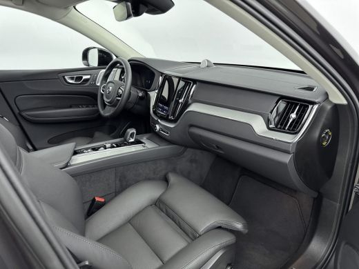 Volvo  XC60 2.0 T8 Plug-in hybrid AWD Ultra Dark | Trekhaak | Bower & Wilkins | Luchtvering |  PDC V+A en 360... ActivLease financial lease