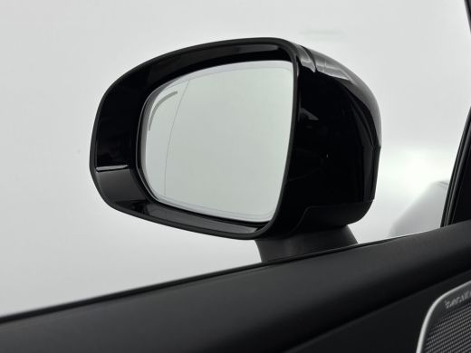 Volvo  XC60 2.0 T8 Plug-in hybrid AWD Ultra Dark | Trekhaak | Bower & Wilkins | Luchtvering |  PDC V+A en 360... ActivLease financial lease