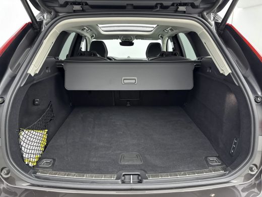Volvo  XC60 2.0 T8 Plug-in hybrid AWD Ultra Dark | Trekhaak | Bower & Wilkins | Luchtvering |  PDC V+A en 360... ActivLease financial lease