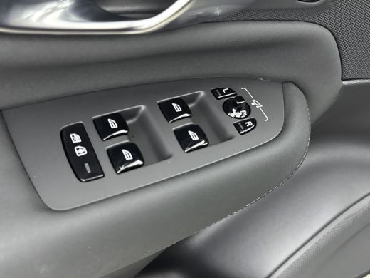 Volvo  XC90 2.0 T8 Plug-in hybrid AWD Ultra Dark | Trekhaak | Luchtvering | Extra getint Glas | PDC V+A en 36... ActivLease financial lease