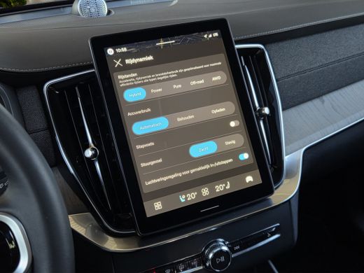 Volvo  XC90 2.0 T8 Plug-in hybrid AWD Ultra Dark | Luchtvering | Massage/ventilatie | Bowers&Wilkins | Trekhaak ActivLease financial lease