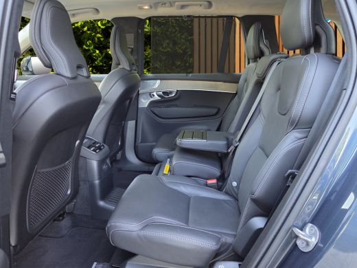 Volvo  XC90 2.0 T8 Plug-in hybrid AWD Ultra Dark | Luchtvering | Massage/ventilatie | Bowers&Wilkins | Trekhaak ActivLease financial lease