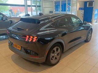Ford Mustang Mach-E Mach-E RWD 75 kWh | 98% SoH | 360 Camera | B&O | All-Season | Dealer Onderhouden | BTW-Auto | Ach...