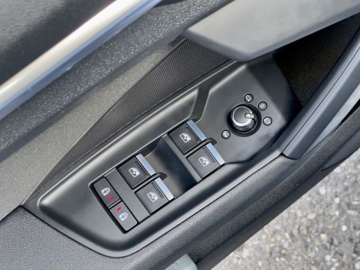 Audi A3 Sportback 35 TFSI AUT7 EDITION 97D.KM NAVI AIRCO DIGI-DASH APPLE-CARPLAY LED LMV PDC ActivLease financial lease