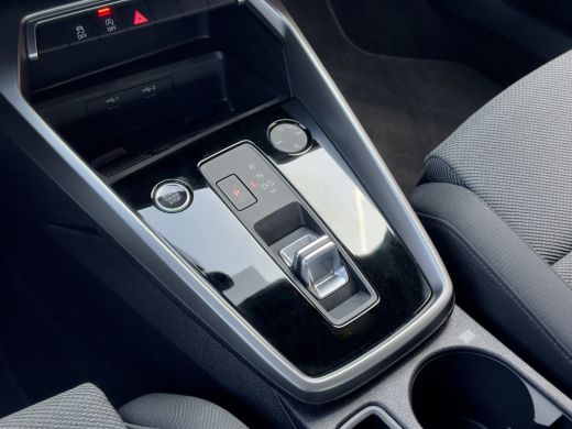 Audi A3 Sportback 35 TFSI AUT7 EDITION 97D.KM NAVI AIRCO DIGI-DASH APPLE-CARPLAY LED LMV PDC ActivLease financial lease