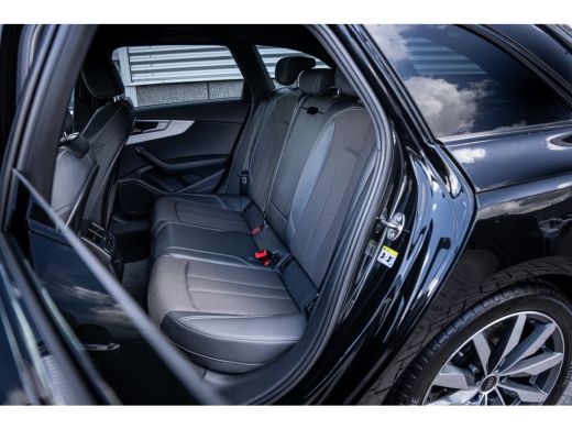 Audi A4 Avant 35 TFSI S edition Competition | Cruise control | Parkeersensor achter | S Line exterieur ActivLease financial lease