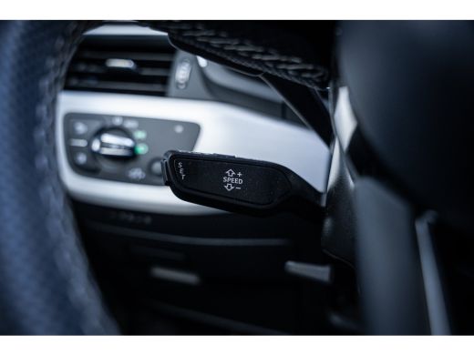 Audi A4 Avant 35 TFSI S edition Competition | Cruise control | Parkeersensor achter | S Line exterieur ActivLease financial lease