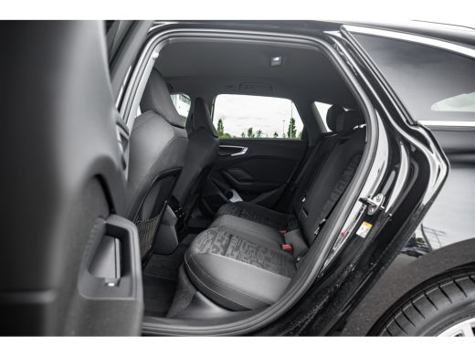 Audi A5 Avant 2.0 e-hybrid quattro S edition ActivLease financial lease