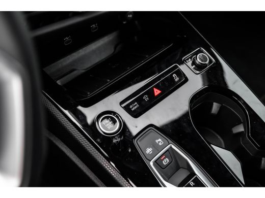 Audi A5 Avant 2.0 e-hybrid quattro S edition ActivLease financial lease