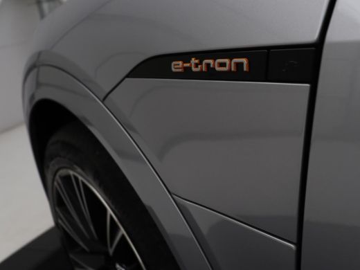 Audi e-tron 50 quattro S edition 71 kWh | SOH 90.4 | Panoramadak | Adaptive cruise | Matrix LED | Elek. Stoel... ActivLease financial lease