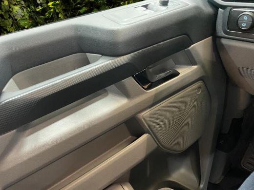Ford E-Transit Custom MSRT Dubbel Cabine 71kWh | 286PK | 360 cam. | Inkl. Trekhaak | Sportaccesoires | Cruise control a... ActivLease financial lease