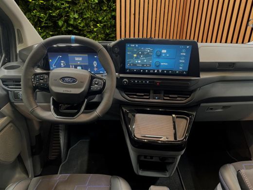 Ford E-Transit Custom MSRT Dubbel Cabine 71kWh | 286PK | 360 cam. | Inkl. Trekhaak | Sportaccesoires | Cruise control a... ActivLease financial lease