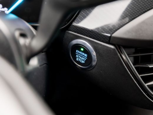 Ford Focus 1.0 EcoBoost ST Line X Sport 125Pk (APPLE CARPLAY, GROOT NAVI, CAMERA, STUUR/STOELVERWARMING, KEY... ActivLease financial lease
