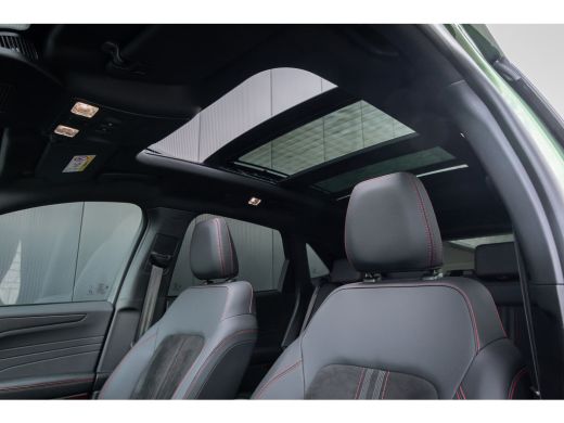 Ford Kuga Plug-In Hybrid ST-Line X | Panoramadak | Matrix LED | Head-up display | 360 camera ActivLease financial lease