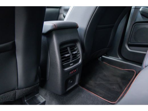 Ford Kuga Plug-In Hybrid ST-Line X | Panoramadak | Matrix LED | Head-up display | 360 camera ActivLease financial lease