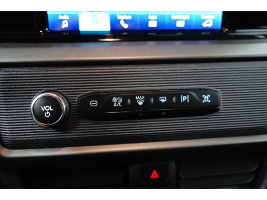 Ford Transit Courier 1.5 EcoBlue Trend 100pk | Navigatie  | Camera | Lichtmetalen velgen ActivLease financial lease