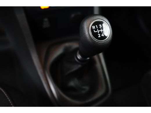 Ford Transit Courier 1.5 EcoBlue Trend 100pk | Navigatie  | Camera | Lichtmetalen velgen ActivLease financial lease