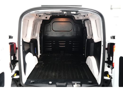 Ford Transit Courier 1.5 EcoBlue Trend 100pk | Navigatie  | Camera | Lichtmetalen velgen ActivLease financial lease
