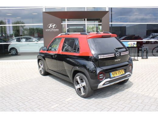 Hyundai Inster Evolve Sky 49 kWh | Tweekleurig| Glazen dak | Stoelverwarming | Warmtepomp | Stuurwielverwarming ... ActivLease financial lease