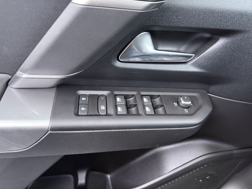 Jeep Compass 1.6 e-Hybrid Plug-In First Edition | Adaptieve cruise | Pano dak | 360* camera | Focal audio | El... ActivLease financial lease