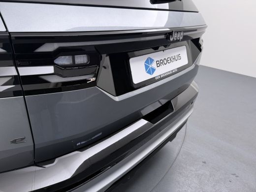 Jeep Compass 1.6 e-Hybrid Plug-In First Edition | Adaptieve cruise | Pano dak | 360* camera | Focal audio | El... ActivLease financial lease