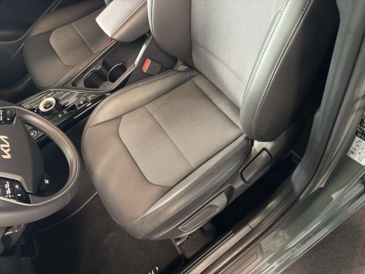 Kia Niro 1.6 GDi Hybrid DynamicLine | BTW auto | PDC | Half Leder | Keyless | ActivLease financial lease