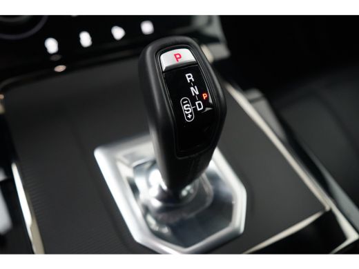 Land Rover Range Rover Evoque 1.5 P300e AWD R-Dynamic SE | Leder | Adaptive Cruise | Dodehoek Detectie | Elekt. Achterklep | St... ActivLease financial lease
