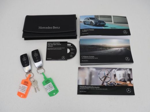Mercedes-Benz C-Klasse 300e AMG Limited Edition | SOH 84.9% | 360 Camera | Trekhaak | Stoelverwarming | Leder/Alcantara ... ActivLease financial lease