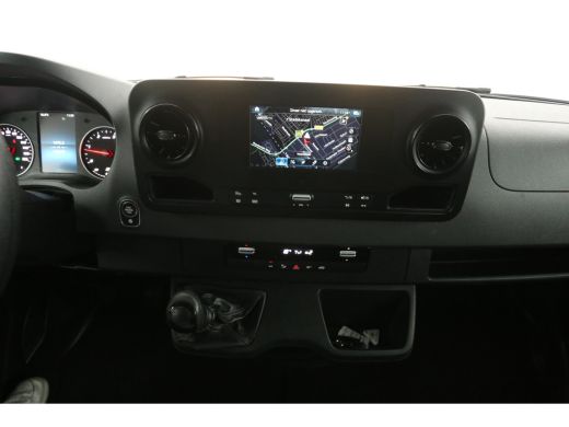 Mercedes-Benz Sprinter 2.2 CDI L1H1 | Airco | Cruise | Camera | Carplay | Trekhaak | Parkeersens. ActivLease financial lease