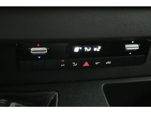 Mercedes-Benz Sprinter 2.2 CDI L1H1 | Airco | Cruise | Camera | Carplay | Trekhaak | Parkeersens. ActivLease financial lease