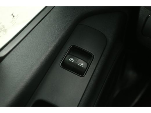 Mercedes-Benz Sprinter 2.2 CDI L1H1 | Airco | Cruise | Camera | Carplay | Trekhaak | Parkeersens. ActivLease financial lease