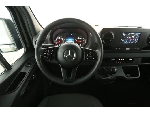 Mercedes-Benz Sprinter 2.2 CDI L1H1 | Airco | Cruise | Camera | Carplay | Trekhaak | Parkeersens. ActivLease financial lease