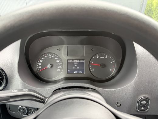 Mercedes-Benz Sprinter 315 CDI 150 PK / L3H2 / 360 CAMERA / AIRCO / CRUISE / NAVI / 3-ZITS / CARPLAY / GEVEERDE STOEL ActivLease financial lease