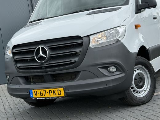 Mercedes-Benz Sprinter 315 CDI 150 PK / L3H2 / 360 CAMERA / AIRCO / CRUISE / NAVI / 3-ZITS / CARPLAY / GEVEERDE STOEL ActivLease financial lease