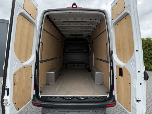 Mercedes-Benz Sprinter 315 CDI 150 PK / L3H2 / 360 CAMERA / AIRCO / CRUISE / NAVI / 3-ZITS / CARPLAY / GEVEERDE STOEL ActivLease financial lease