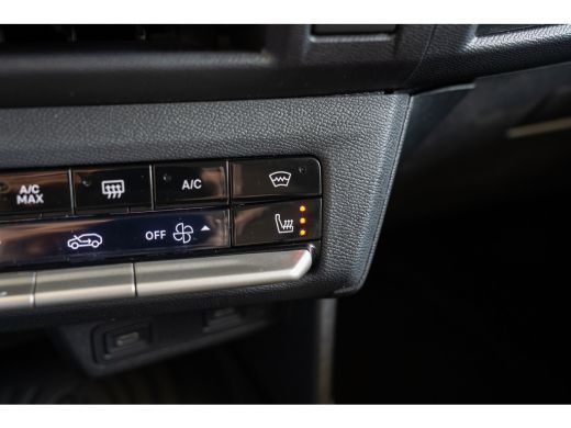 Opel Frontera 1.2 Turbo Hybrid GS 7 Persoons. | 8 Jaar Garantie | Camera | Stoel & Stuurverwarming | Climate Co... ActivLease financial lease