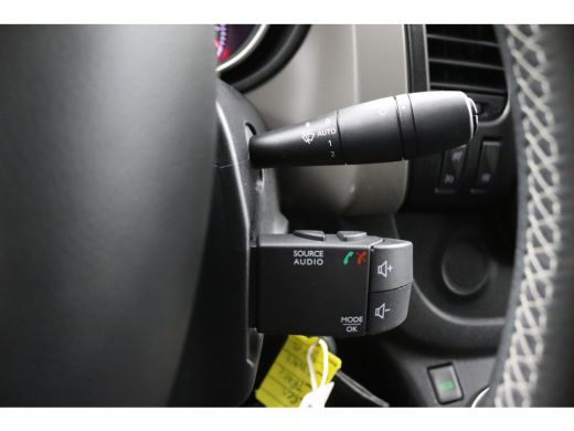 Renault Trafic 1.6 dCi T29 L2H1 Formula Edition Yellow Energy | Navigatie | Climate Control | Parkeersensoren | ... ActivLease financial lease