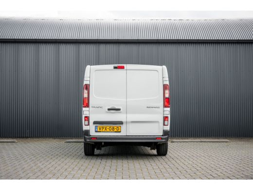 Renault Trafic 2.0 dCi 110 L2H1 | 1e Eigenaar | LED | Camera | Cruise | PDC | Airco ActivLease financial lease