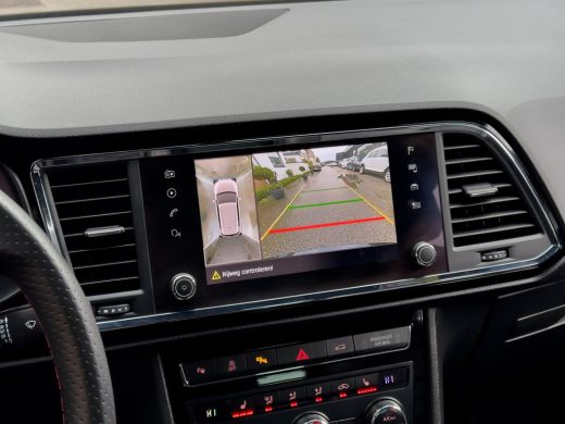 Seat Ateca 1.5 TSI AUT7 FR INTENSE 150PK PANODAK LEDER NAVI CAMERA360 DIGI-DASH CARPLAY LED LMV PDC ActivLease financial lease