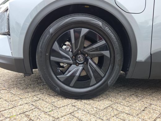 Toyota C-HR+ First Edition 77 kWh | Nieuwe auto | Direct uit voorraad leverbaar | ActivLease financial lease
