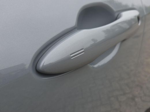 Toyota C-HR+ First Edition 77 kWh | Nieuwe auto | Direct uit voorraad leverbaar | ActivLease financial lease