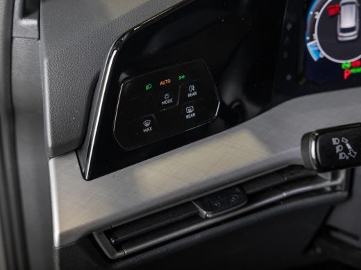 Volkswagen Golf Variant 1.5 eTSI Life Edition / 150pk / Stoel en stuur verwarming / ActivLease financial lease