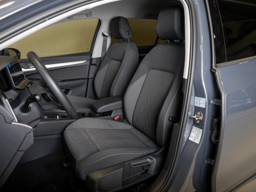Volkswagen Golf Variant 1.5 eTSI Life Edition / 150pk / Stoel en stuur verwarming / ActivLease financial lease
