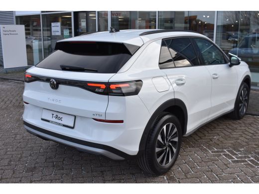 Volkswagen T-Roc 1.5 eTSI 116PK DSG-7 Life First Edition | CAMERA | VIRTUAL COCKPIT | APP. CONNECT | ADAPT. CRUISE... ActivLease financial lease